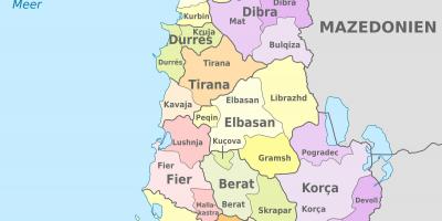 地図のアルバニア政治